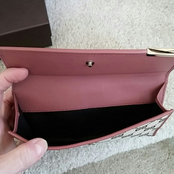 🎈SOLD🎈 Gucci Continental wallet - Picture 4 of 4