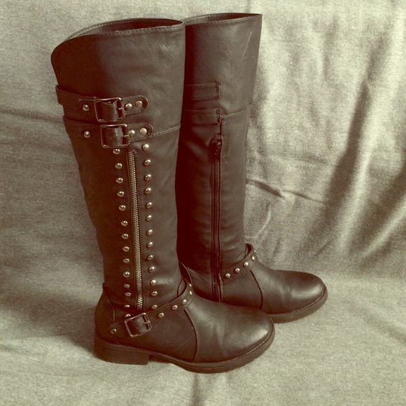 NWOT black knee high boots