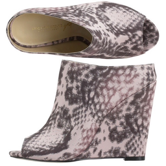 Christian Siriano wedges