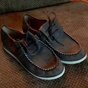 Women's casual shoe