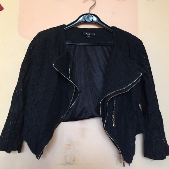 Lace cropped jacket