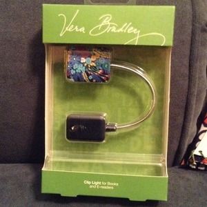 Vera Bradley clip light sun valley