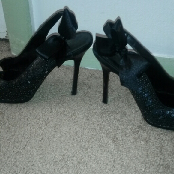 High heels - Picture 4 of 4