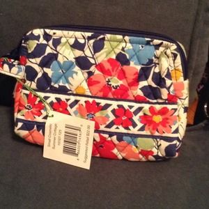 Vera Bradley small cosmetic in summer cottage