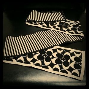 AUTHENTIC COACH black and cream scarf