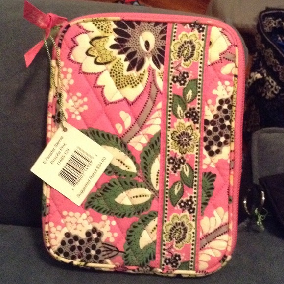 Vera Bradley e-reader sleeve Priscilla pink