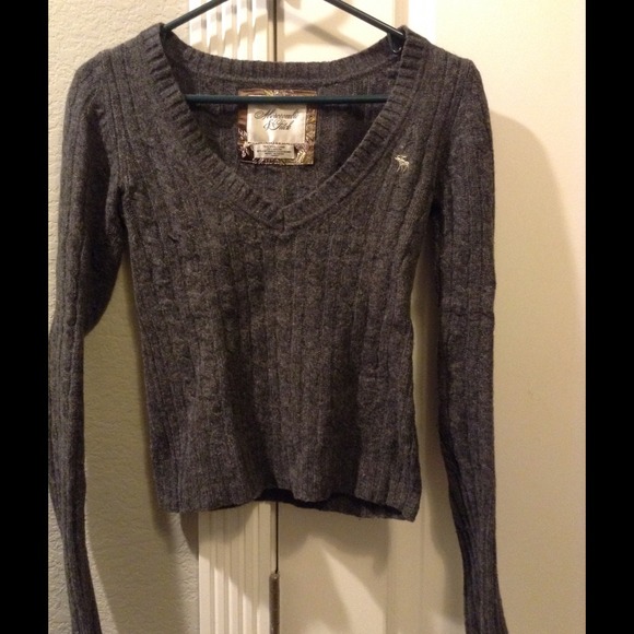 Abercrombie&Fitch gray sweater - Picture 1 of 1