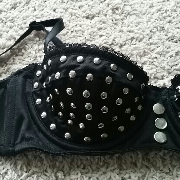 🚫SOLD🚫Lip Service Riveted Bra - Picture 4 of 4