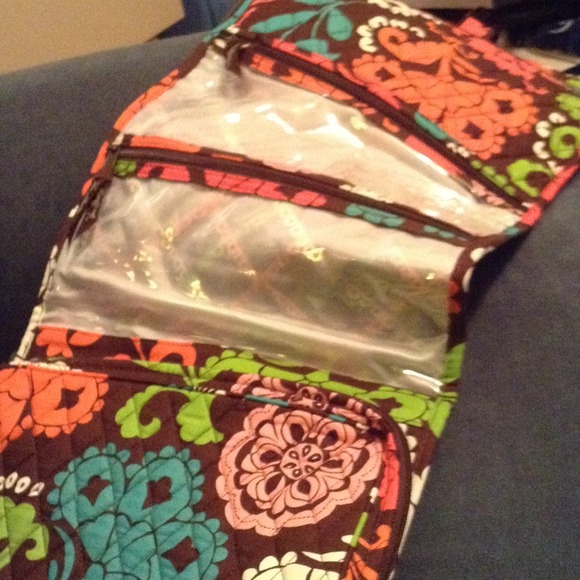 Vera Bradley hanging organizer in Lola