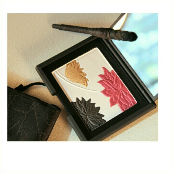 Makeup eyeshadow