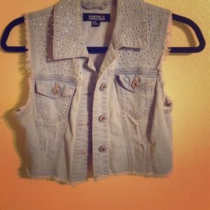 Cropped denim vest