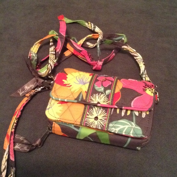 Vera Bradley all in one crossbody jazzy blooms