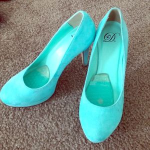 Mint heels 3 inches