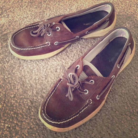Highland Creek shoes. Brown and tan