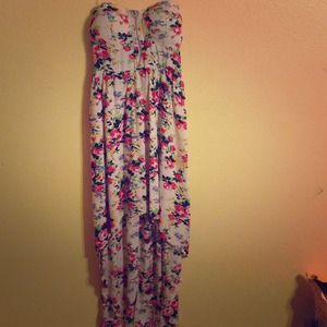 High-low floral strapless dress
