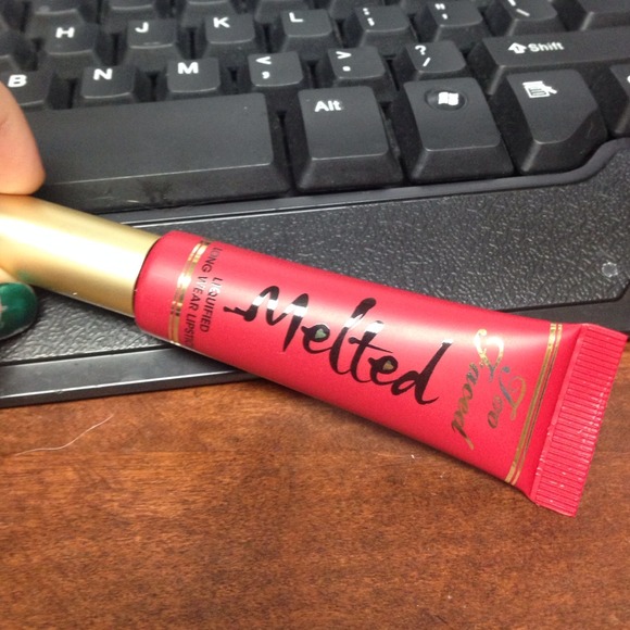 TOO FACED MELTED RUBY