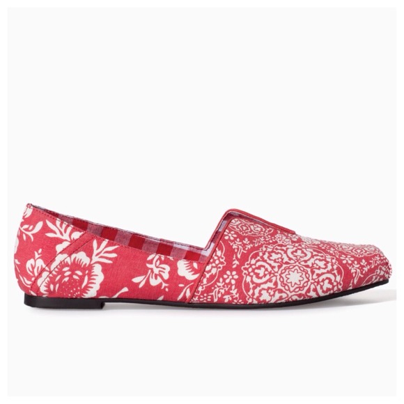 Zara Shoes - ZARA NWT RED FLORAL FLAT