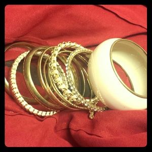 Set of bebe bracelets