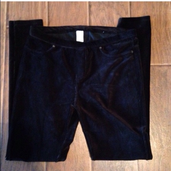 BLACK VELOURISH CORDUROY LEGGINGS.  J C PENNEYS - Picture 2 of 3