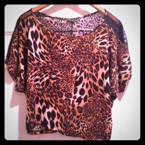 Cheetah Crop top
