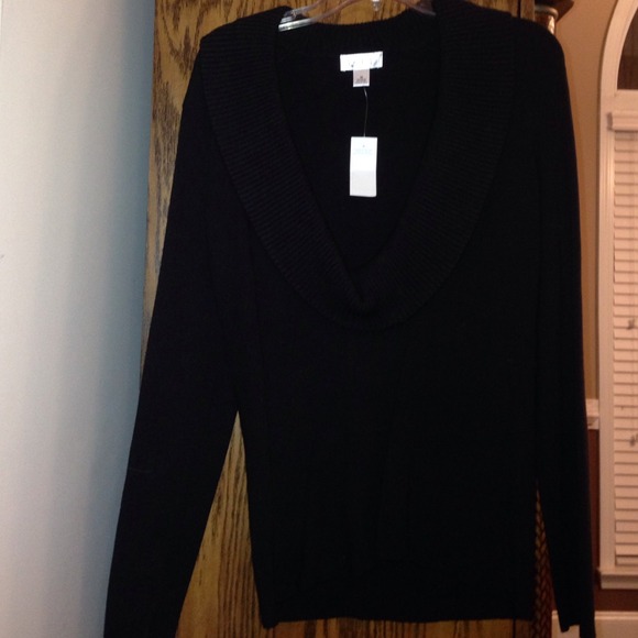Black loft sweater