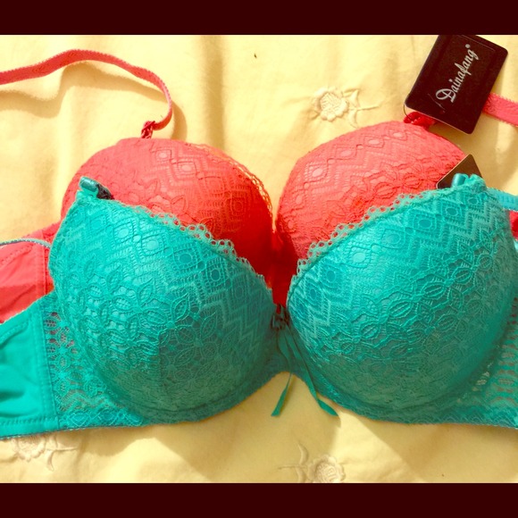 Other - 🎀2 36B Push-Up Bras Melon Color & Turquoise Color