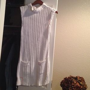 Knitted sleeveless sweater