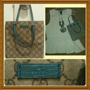 🚦Small Gucci canvas/ocean blue handbag.