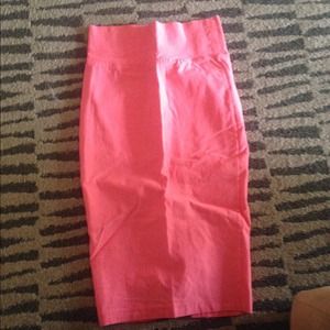 Long pencil skirt