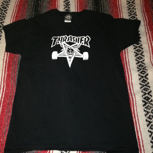 Men's Thrasher Tee size M