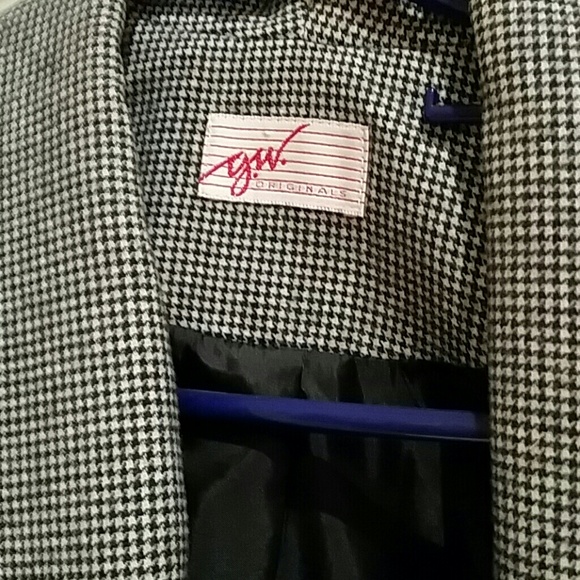 Ladies jacket - Picture 2 of 2