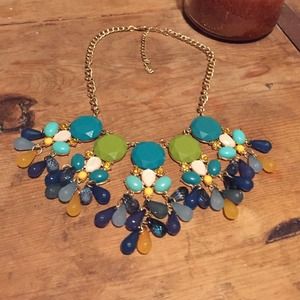 💥SALE💥 NWOT Statement necklace
