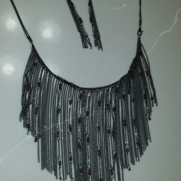 Neclace with earrings