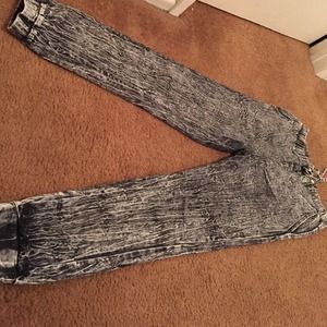 Gray acid wash high waisted joggers.