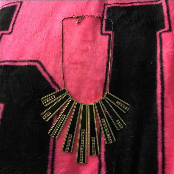 Forever 21 Necklace - Picture 2 of 2