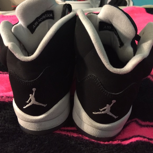 Jordan Retro Oreo 5's - Picture 3 of 3