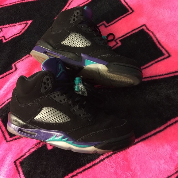 Jordan Retro 5 grapes - Picture 2 of 3