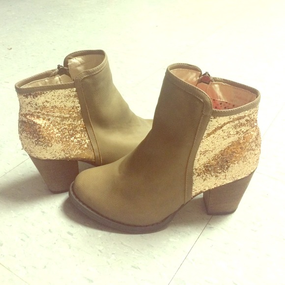 Cute booties
