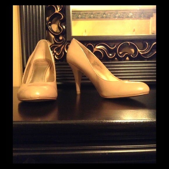 Beige Pumps