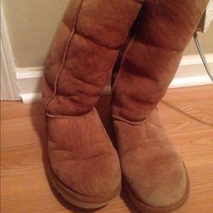 Chestnut Uggs