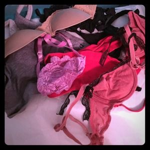 💥SALE💥 Bundle of A cup bras