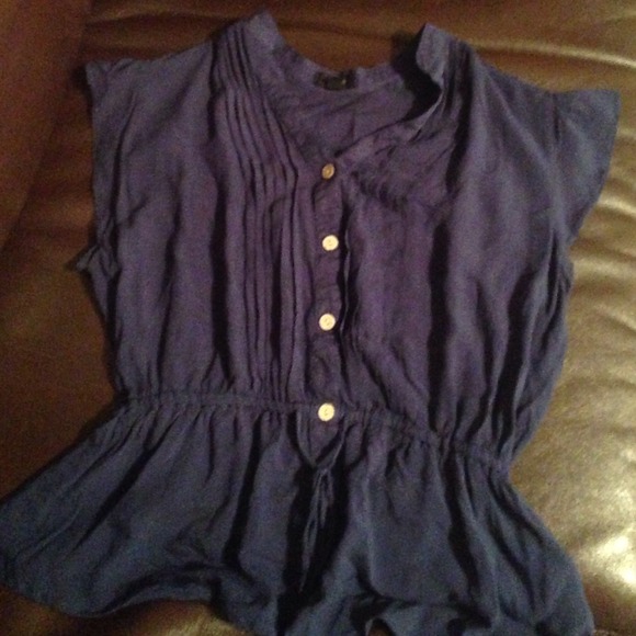 Dressy pleated shirt