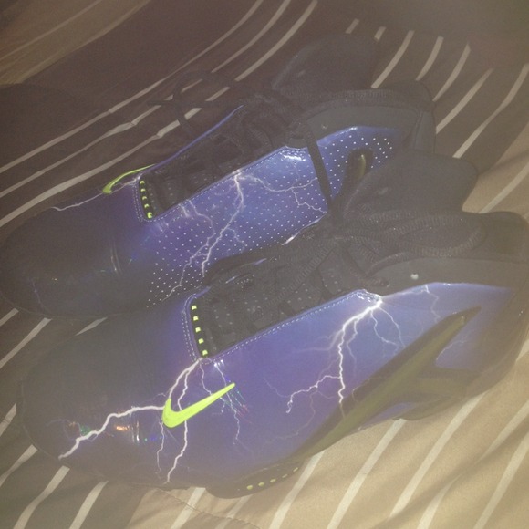 Nike Hyperflights sz 9.5