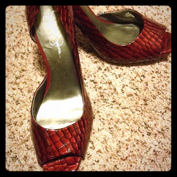 Jessica Simpson heels