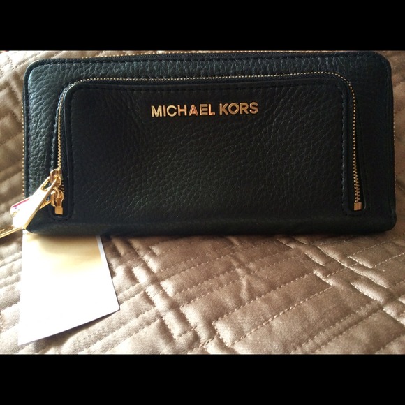 New Michael Kors Bedford DBL Zip BLK wallet