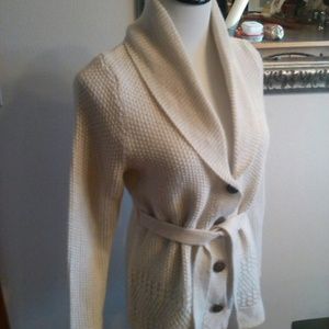 NWOT - Cream cardigan