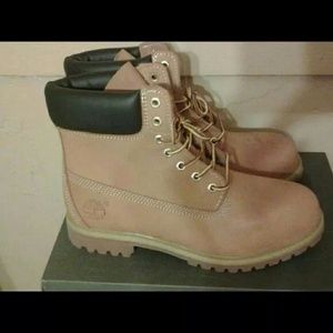 Tims ; mens 9