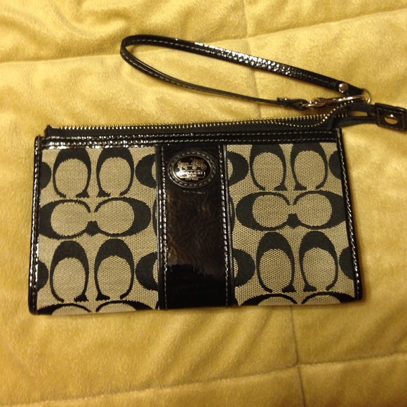 Coach wristlet/wallet