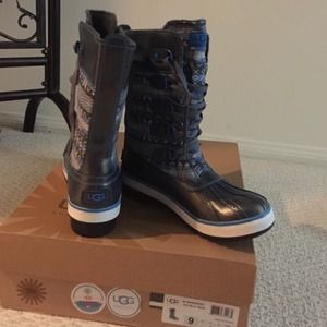 Ugg w baroness boots