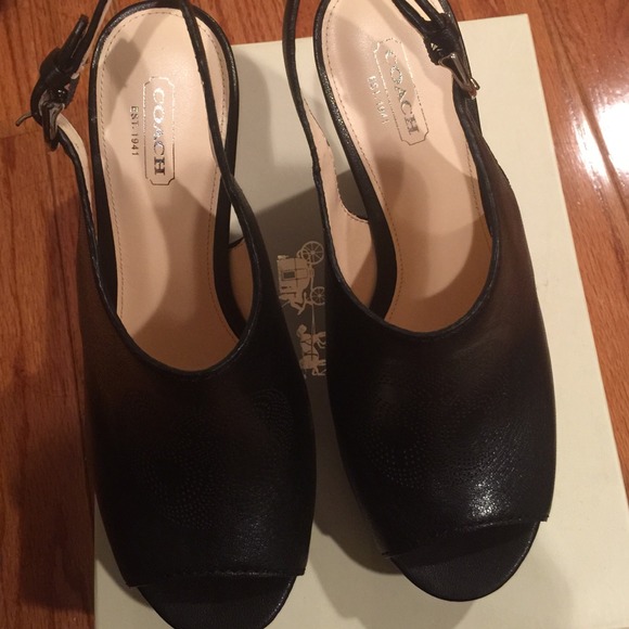 Coach shoes / sandals wedge blk  (authentic)